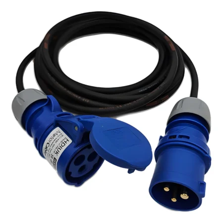 230 Volt 32 Amp Extension Lead Featuring Titanex