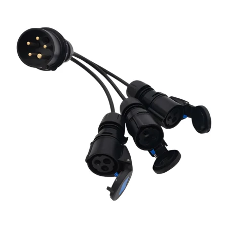 3-Phase 16 Amp Plug 3-Way 230V Splitter Distro Gotham Black