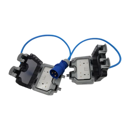 32 CEE Amp Plug Outdoor Power Supply Cable with Dual Weatherproof IP66 Sockets